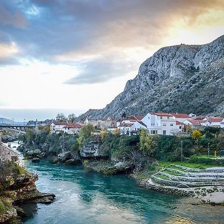 Two Babies Hotel Mostar Exterior photo